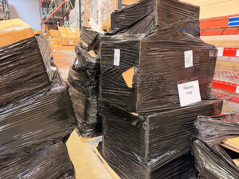Wayfair Mediums Truckload – Lot 1 - Image 6