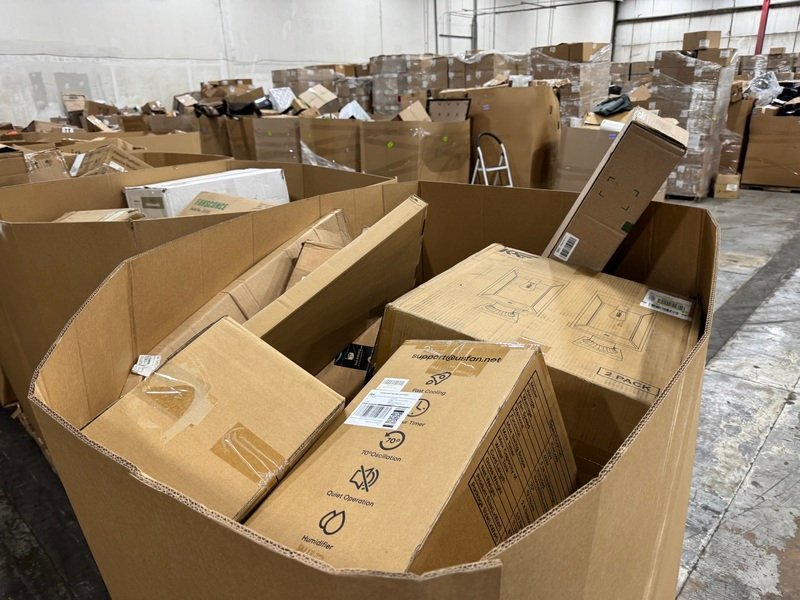 Amazon Mediums Truckload – Lot 1